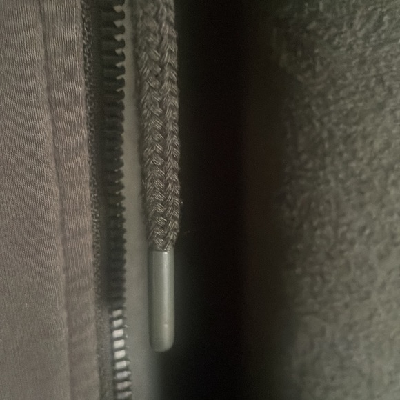 PreOwned Eddie Bauer Jacket Men’s. - Picture 6 of 12